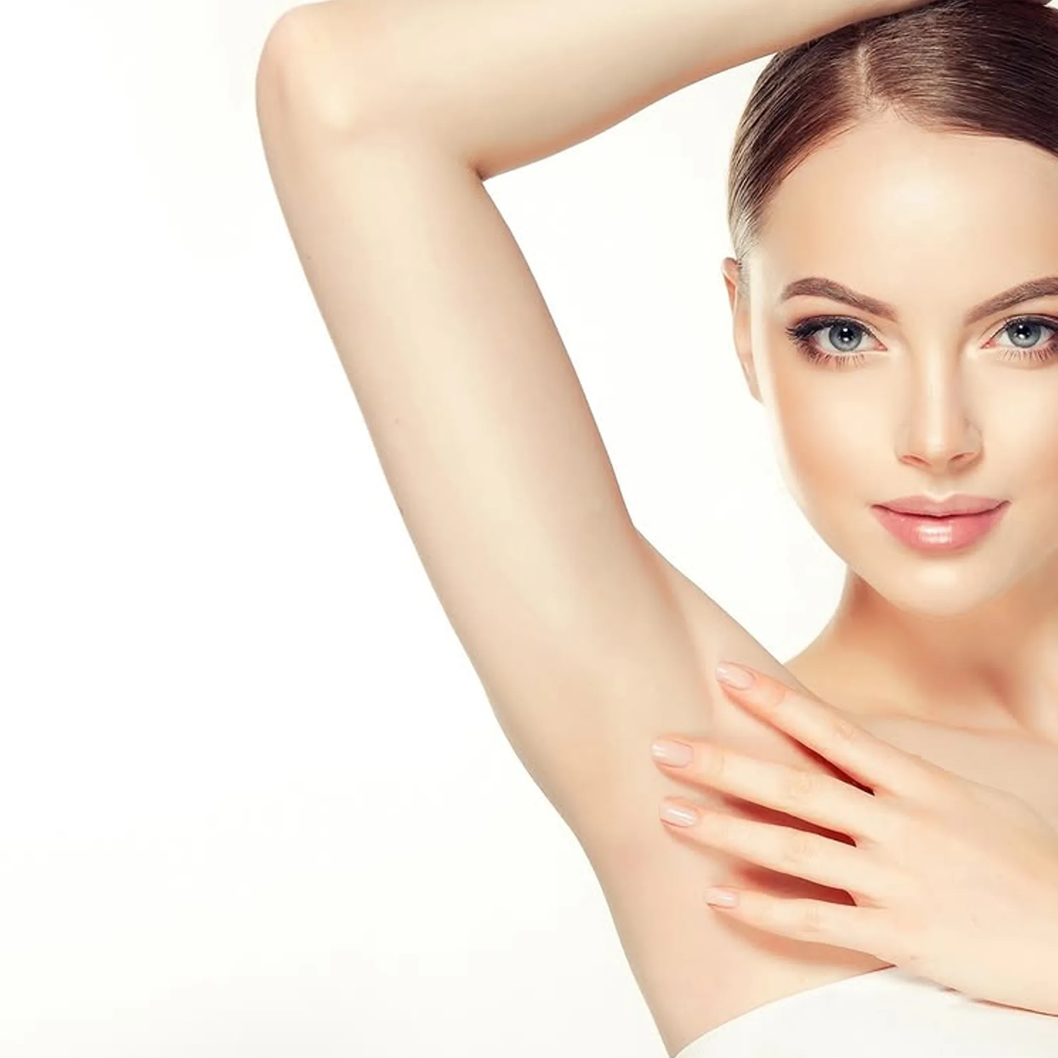 patient undergoing ipl pigmentation therapy session